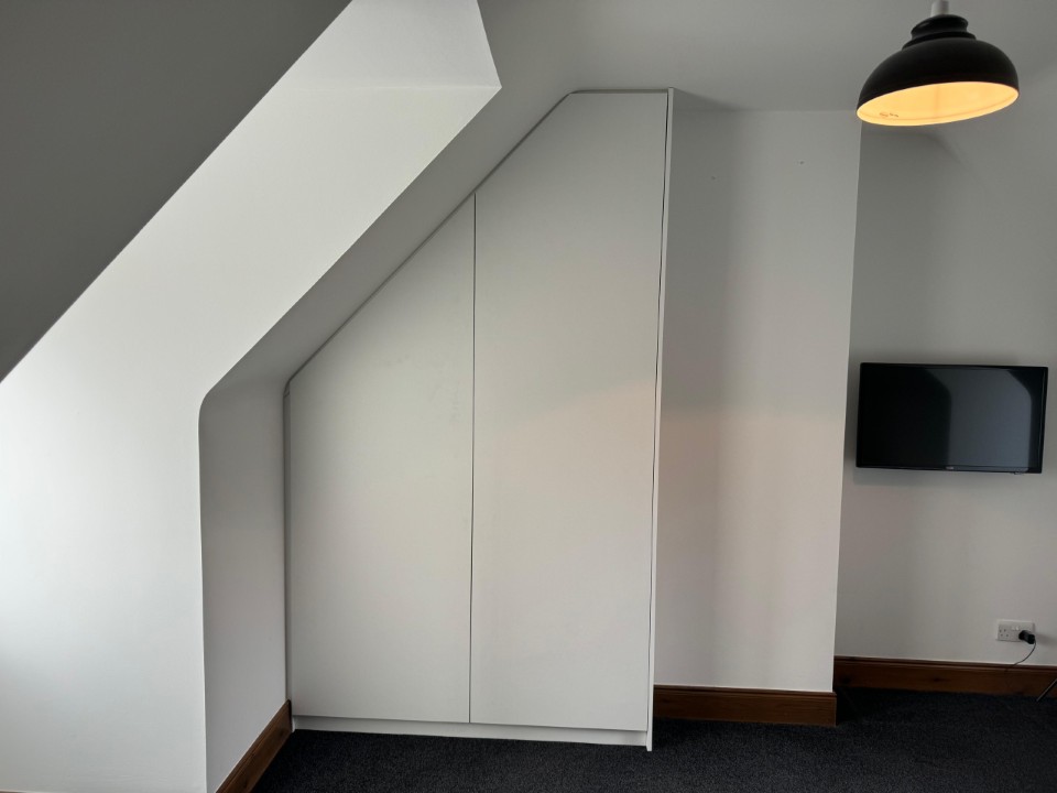 Home Renovation Edinburgh | DC Renovation | Built In Wardrobe